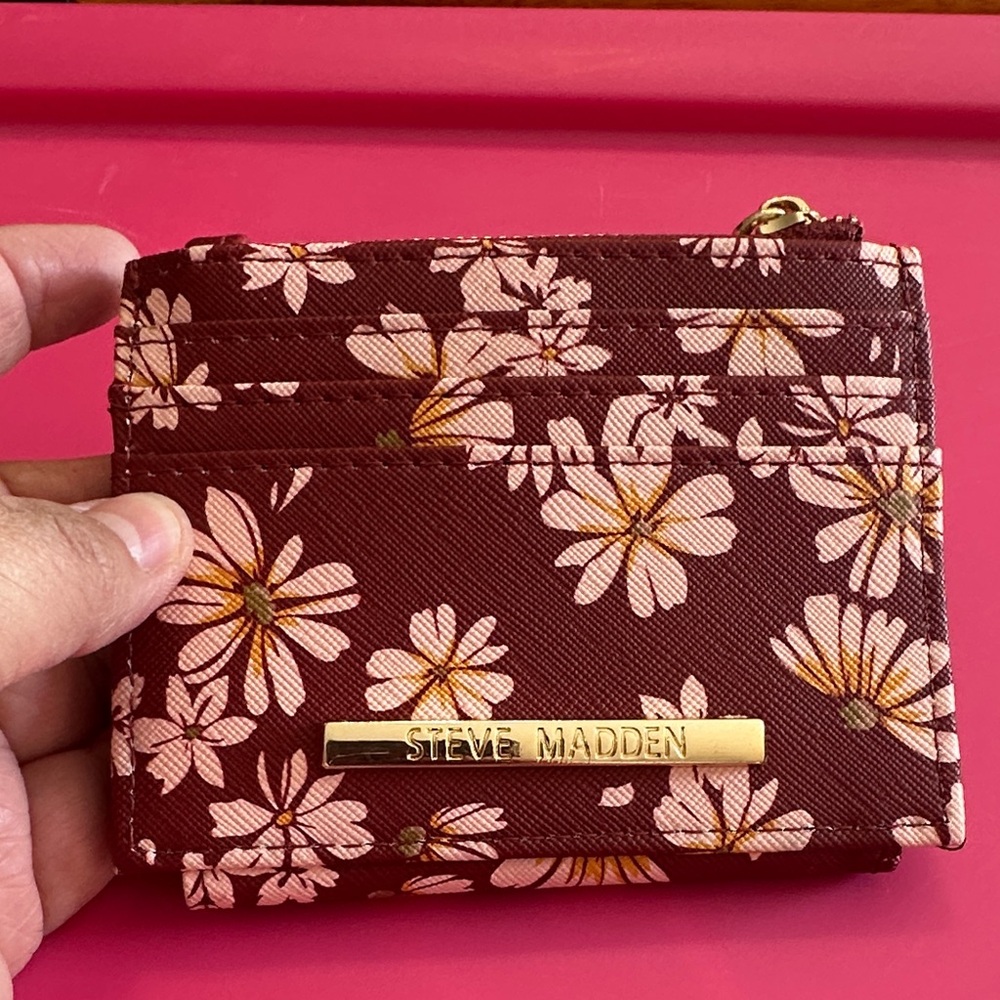 NWOT Steve Madden Floral Card Holder - Burgundy and Pink